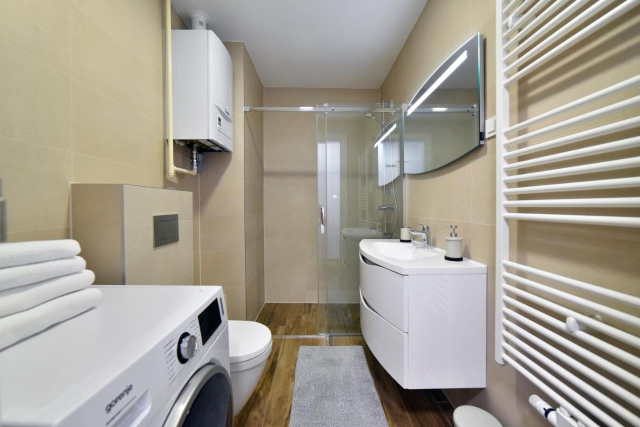 On Time Apartment *